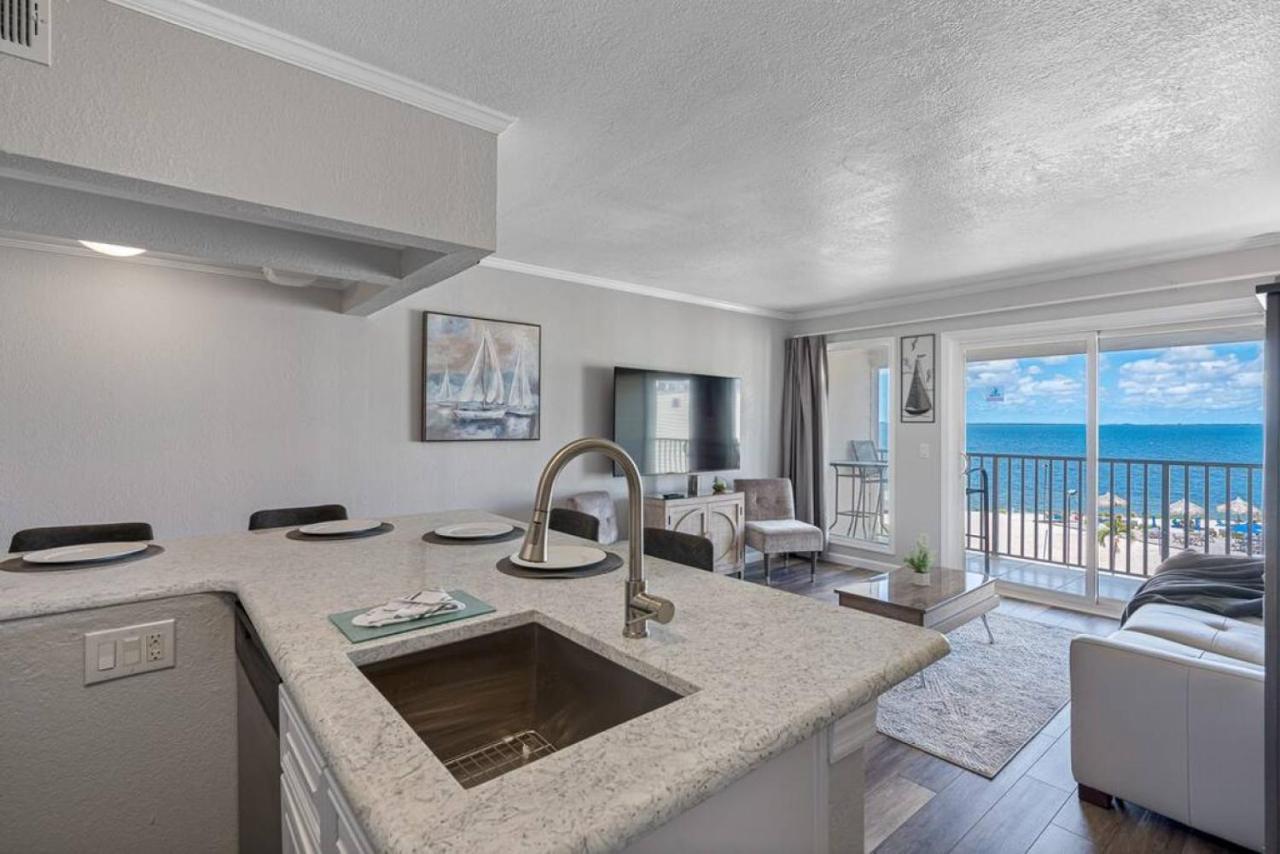 Stunning Bay Views From Your Private Balcony تامبا المظهر الخارجي الصورة